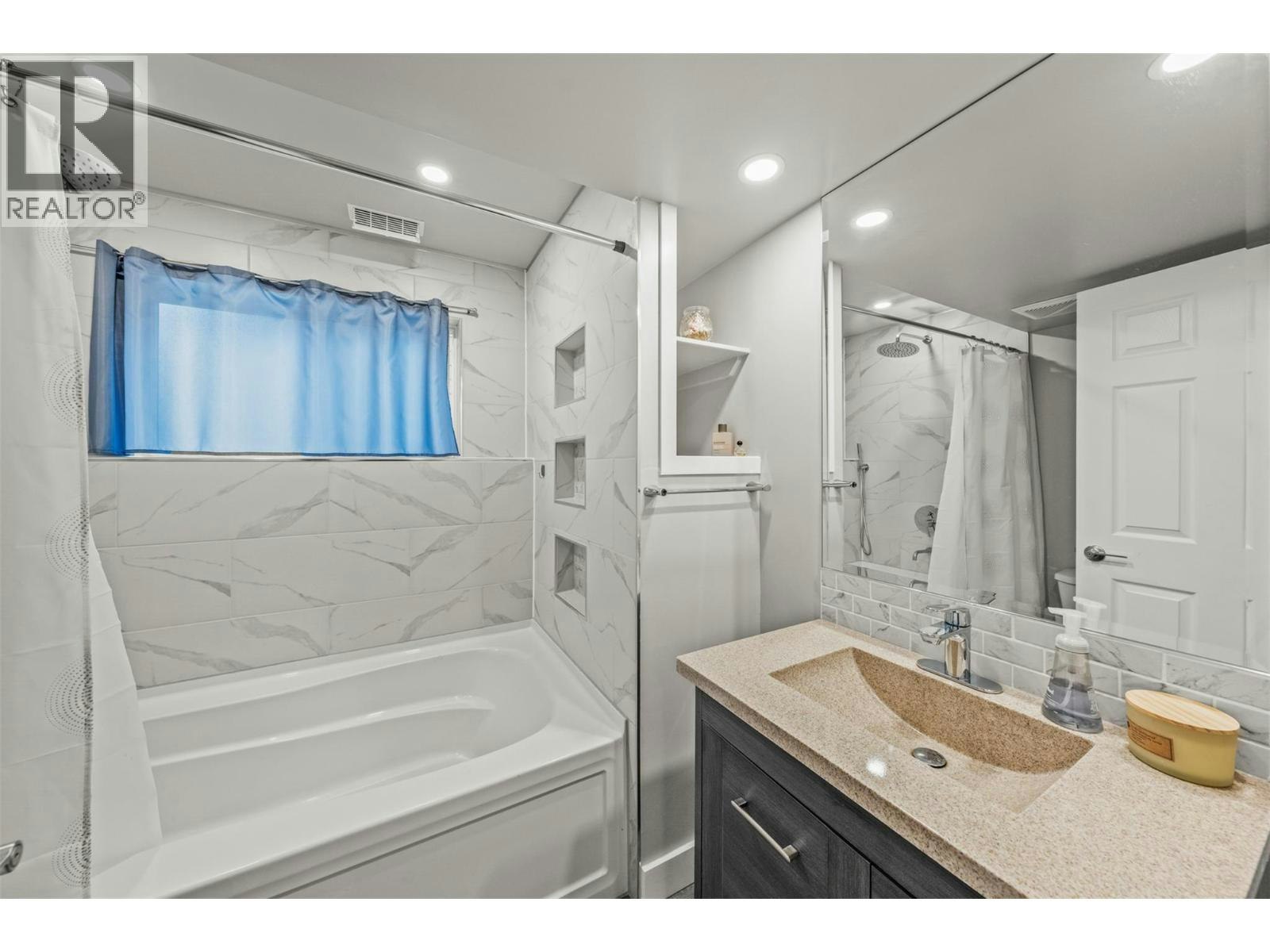5936 6 Highway, Coldstream, BC, V1B 1C8 - 31