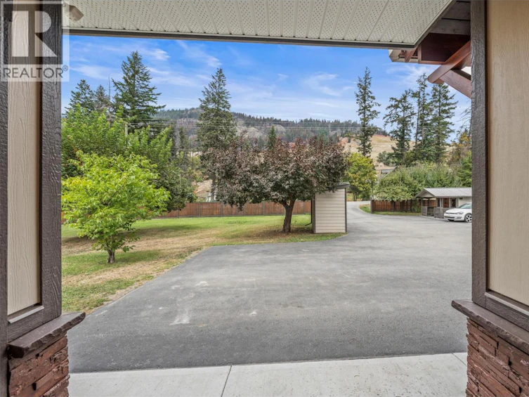 5936 6 Highway, Coldstream, BC, V1B 1C8 - 4