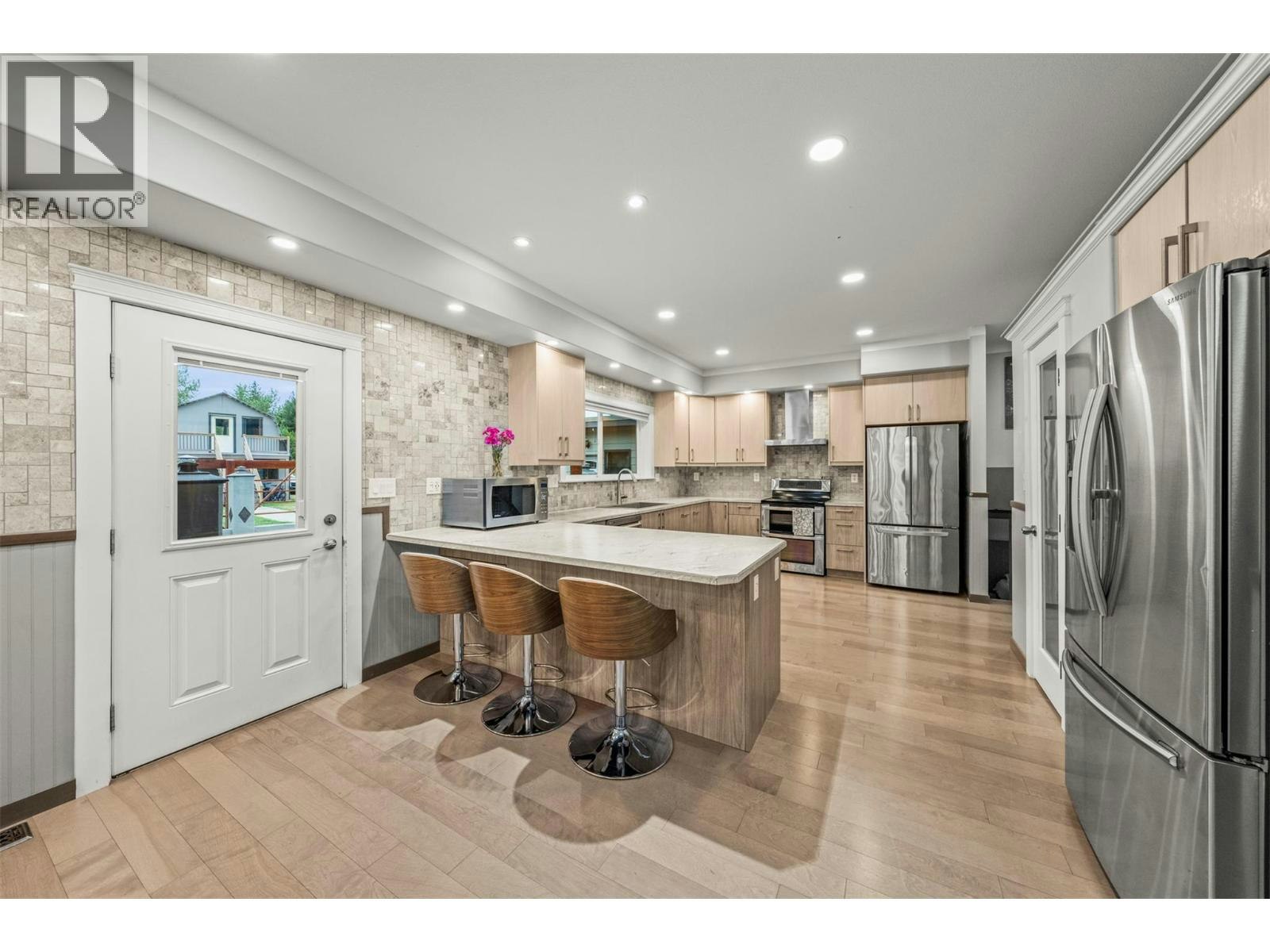 5936 6 Highway, Coldstream, BC, V1B 1C8 - 9