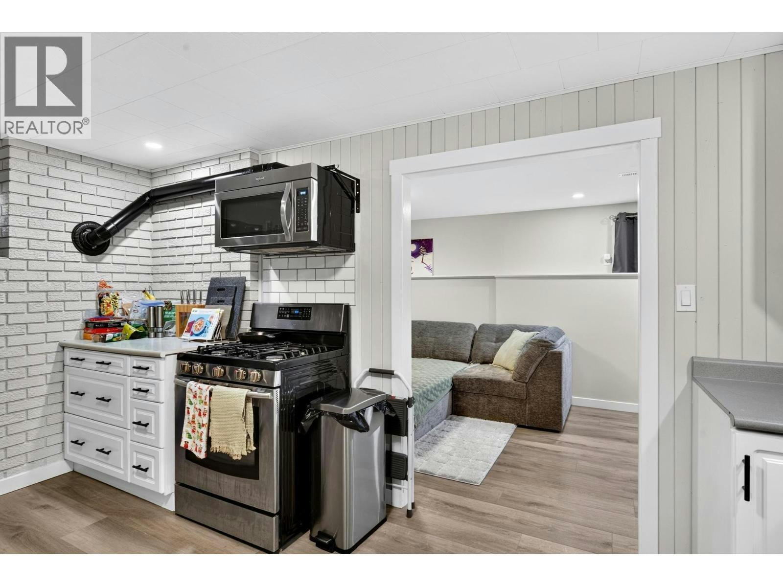 4202 16 Avenue, Vernon, BC, V1T 6P1 - 15