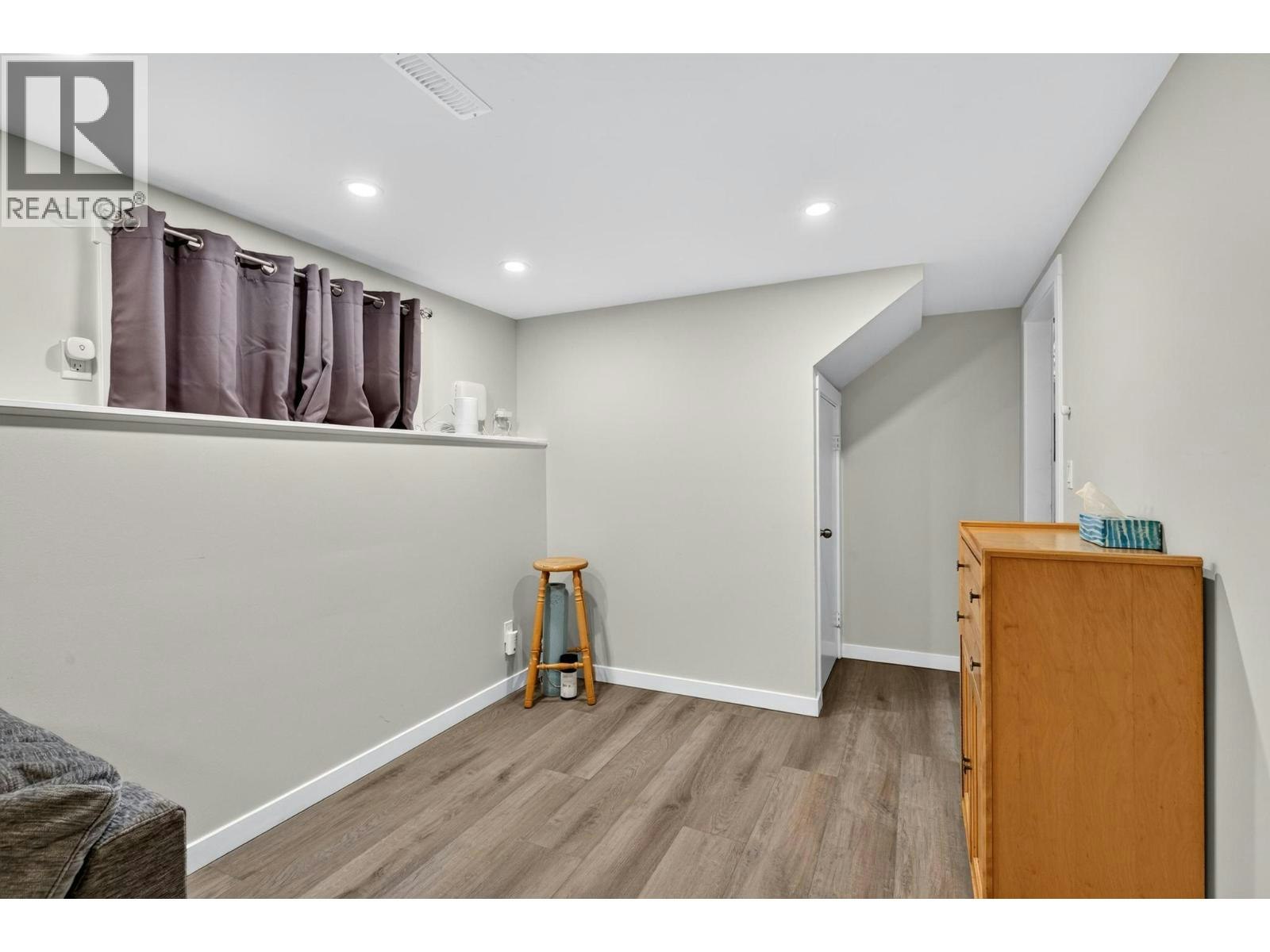 4202 16 Avenue, Vernon, BC, V1T 6P1 - 17