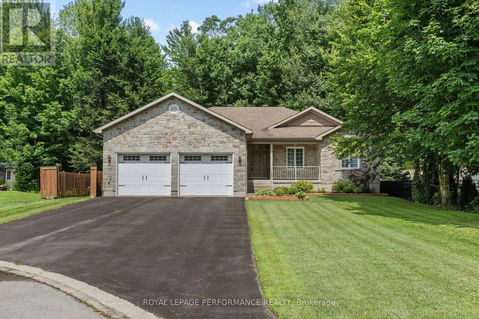 115 Larose Lane, Limoges, ON, K0A 1W0