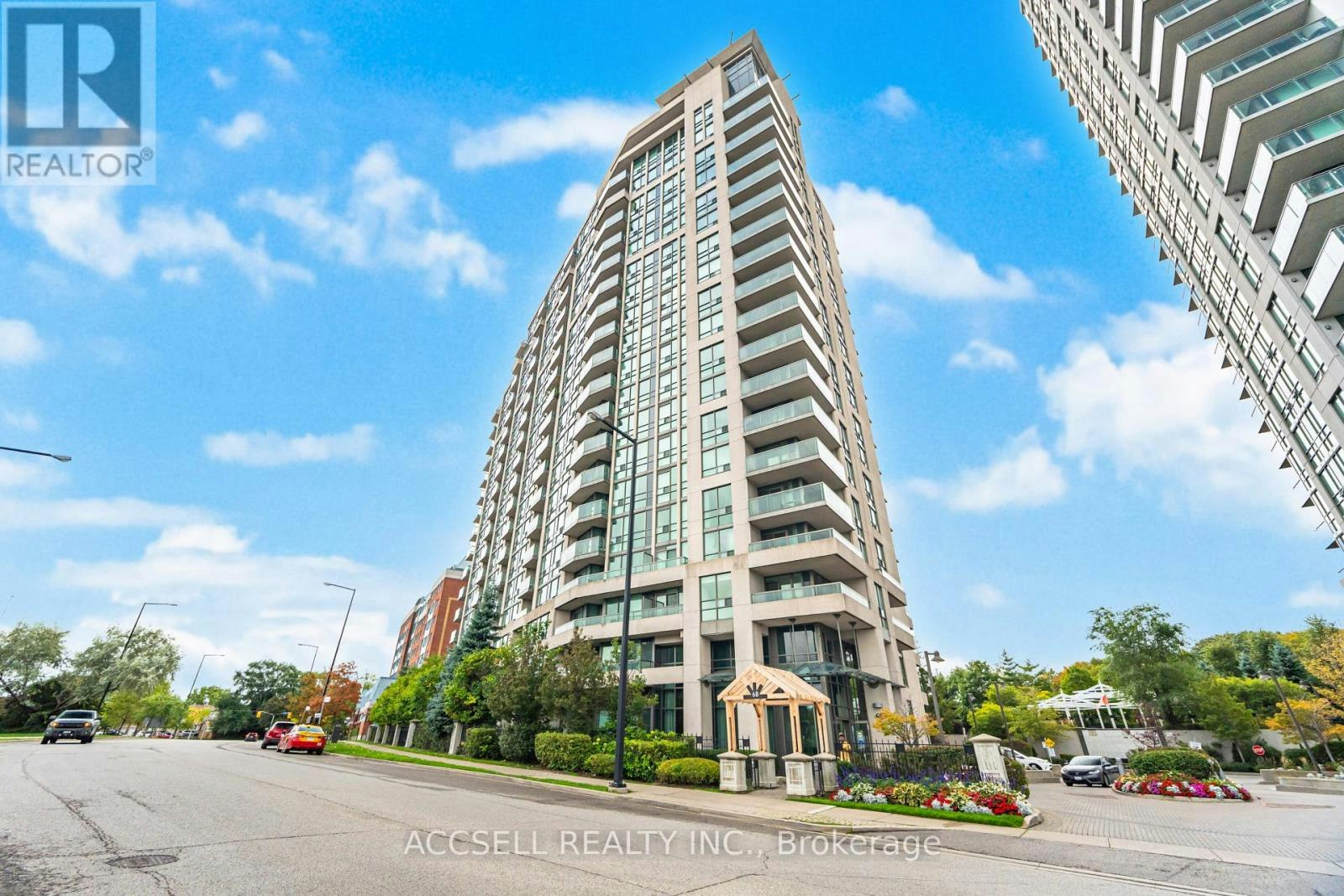 68 Grangeway Avenue, Toronto, ON, M1H 0A1