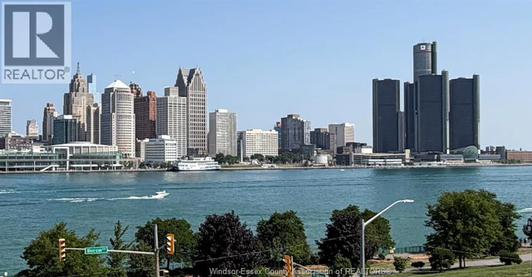 403-515 Riverside Drive, Windsor, ON, N9A 7C3 - 3