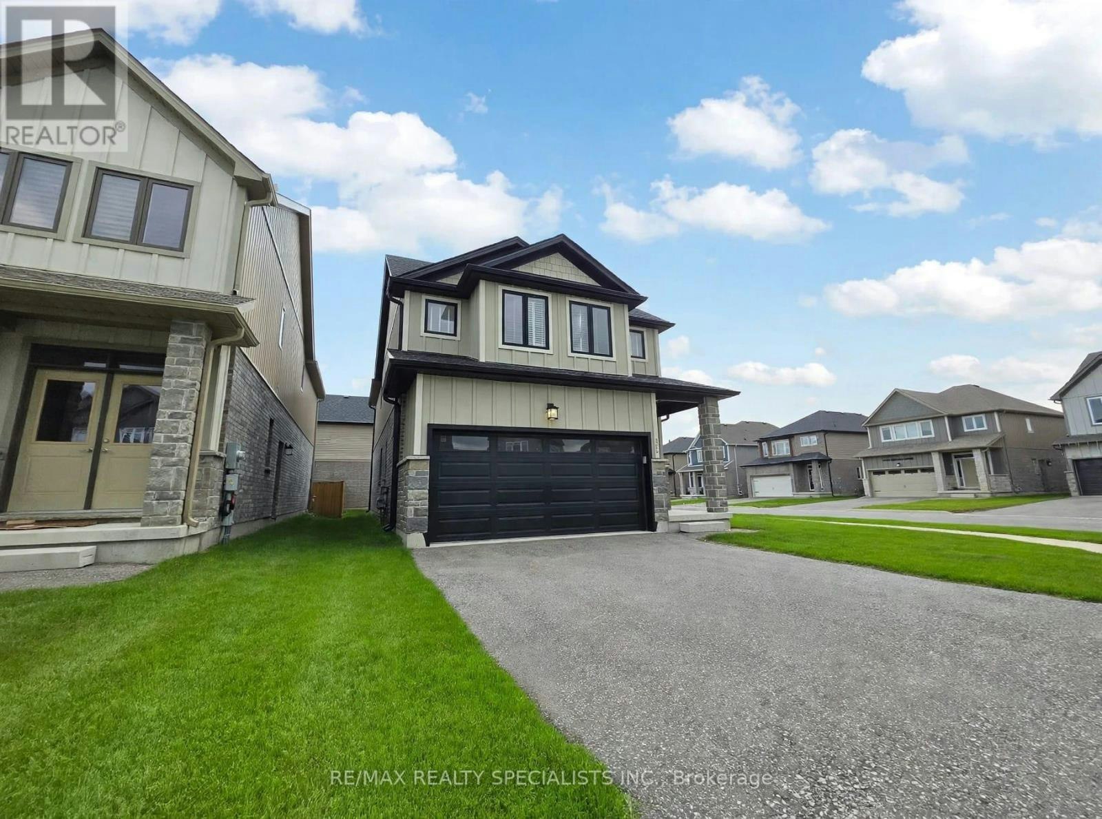 3074 Turner Crescent, London, ON, N6M 0B2