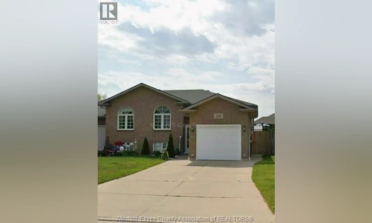 118 Sturgeon Meadows Avenue