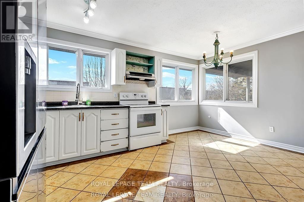 UPPER-925 Moorvale Road, Ottawa, ON, K1K 3K9 - 13