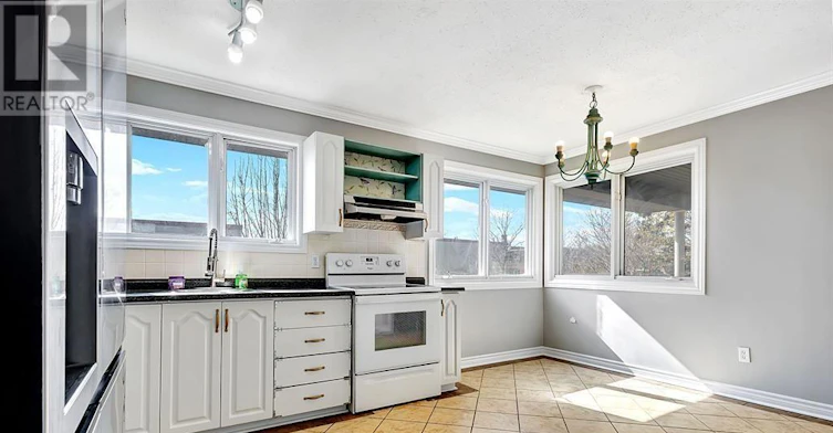 UPPER-925 Moorvale Road, Ottawa, ON, K1K 3K9 - 13