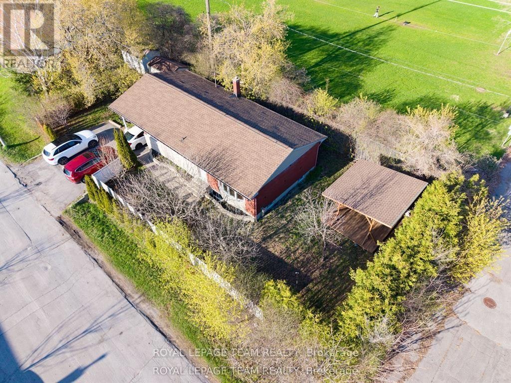 UPPER-925 Moorvale Road, Ottawa, ON, K1K 3K9 - 3