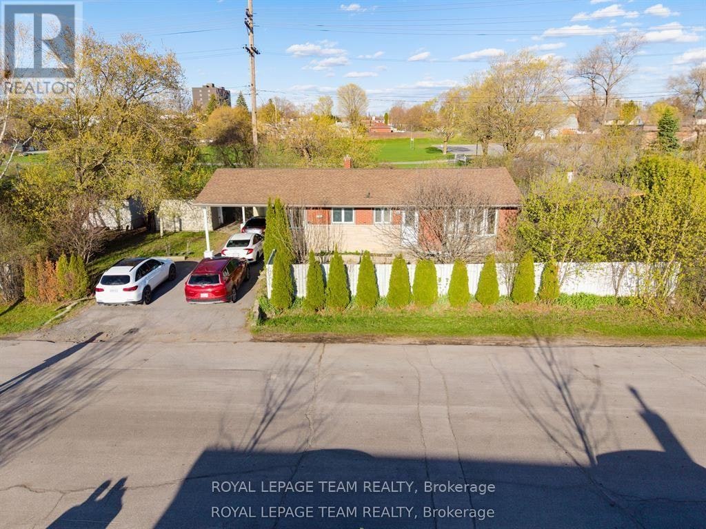 UPPER-925 Moorvale Road, Ottawa, ON, K1K 3K9 - 2