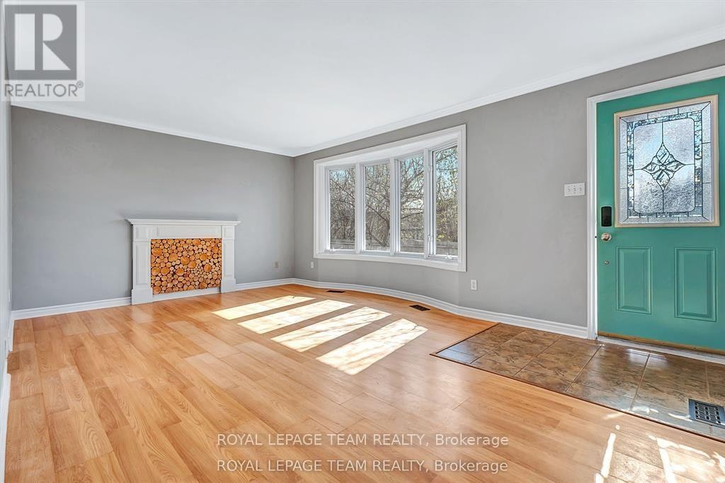 UPPER-925 Moorvale Road, Ottawa, ON, K1K 3K9 - 7
