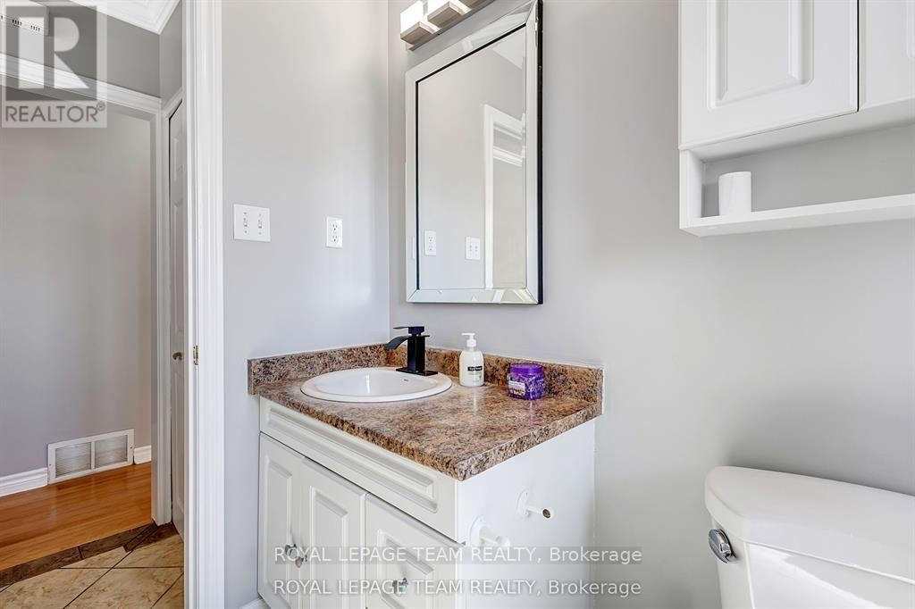 UPPER-925 Moorvale Road, Ottawa, ON, K1K 3K9 - 22
