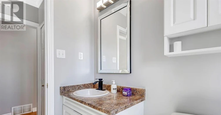 UPPER-925 Moorvale Road, Ottawa, ON, K1K 3K9 - 22
