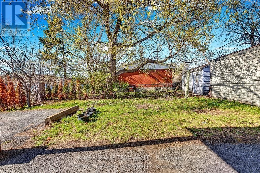 UPPER-925 Moorvale Road, Ottawa, ON, K1K 3K9 - 23