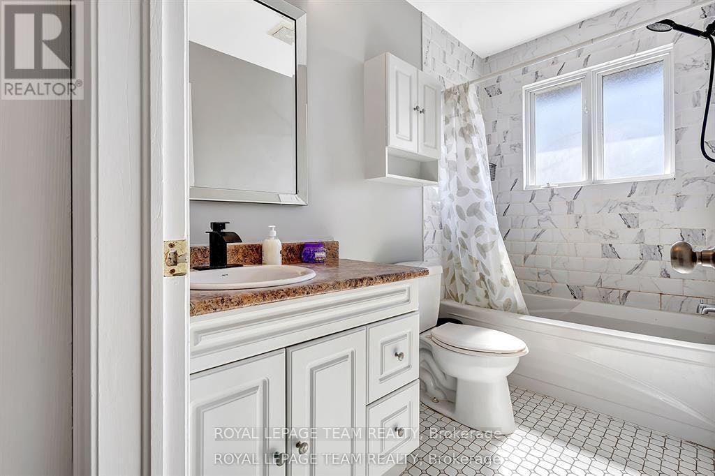 UPPER-925 Moorvale Road, Ottawa, ON, K1K 3K9 - 21