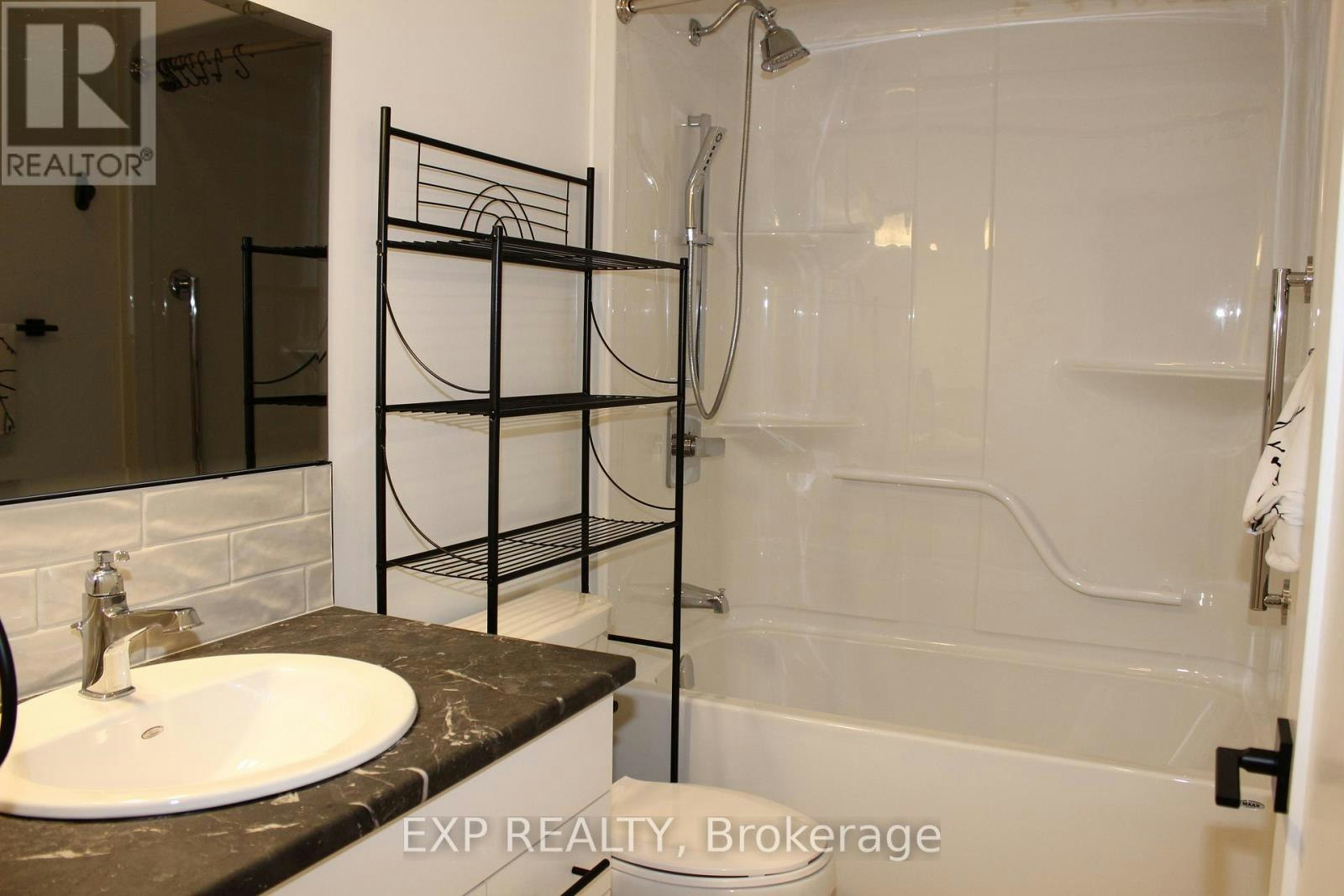 A-9 Kent Street, Smiths Falls, ON, K7A 1B5 - 9