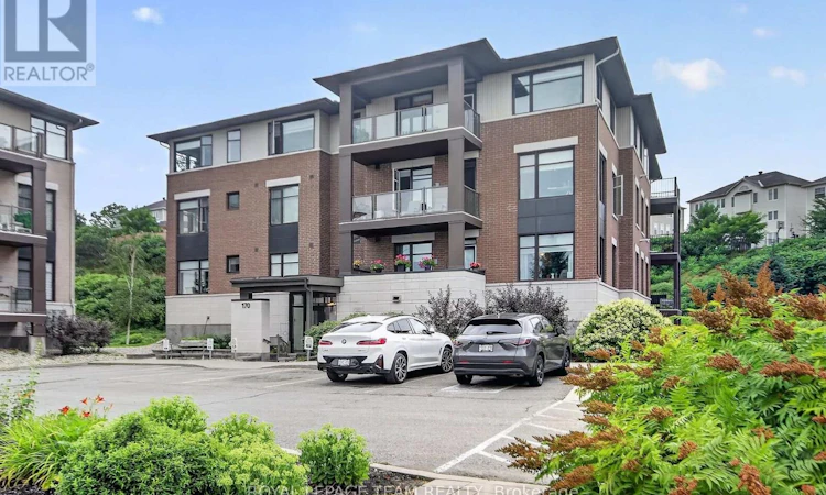 304-170 Guelph Private