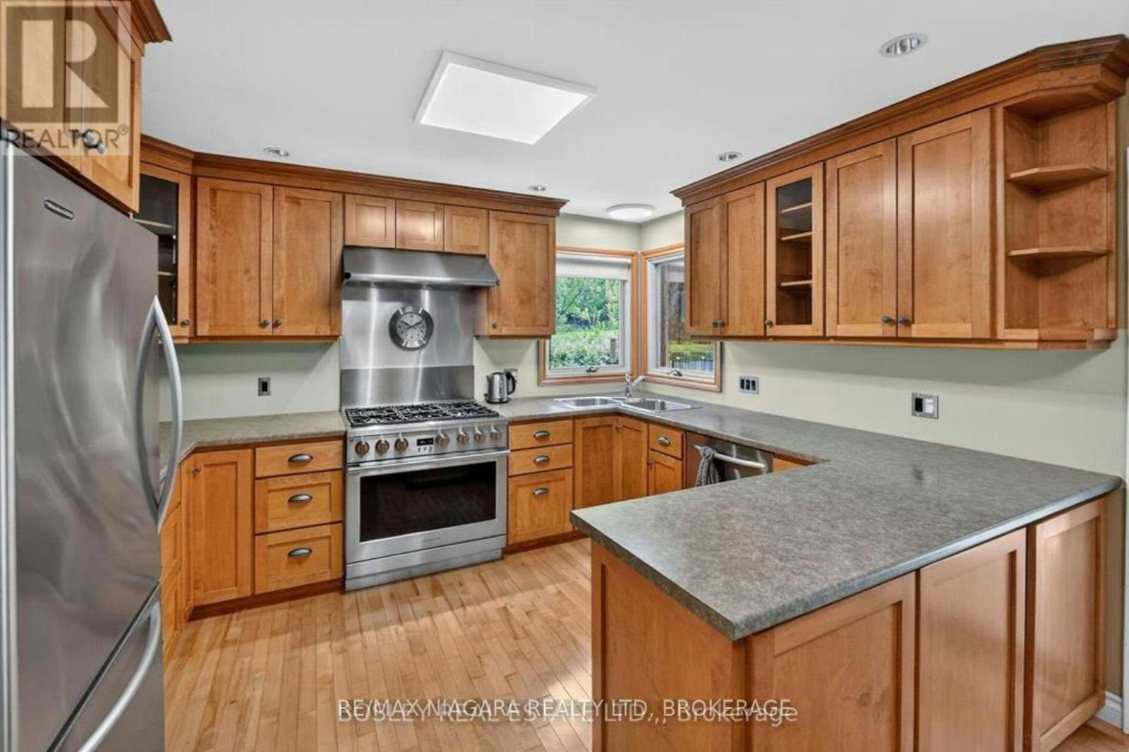 12 Sheppard Crescent, Niagara-on-the-Lake, ON, L0S 1J0 - 9
