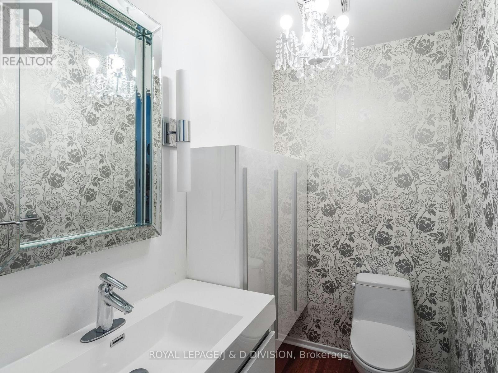 640 Adelaide Street W, Toronto, ON, M6J 1A9 - 22