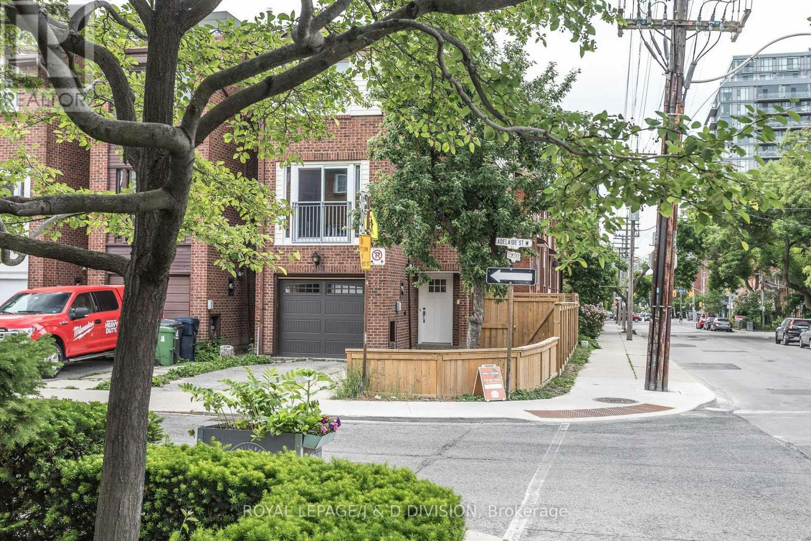 640 Adelaide Street W, Toronto, ON, M6J 1A9 - 24