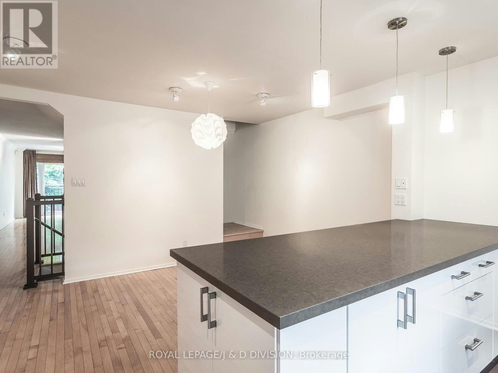 640 Adelaide Street W, Toronto, ON, M6J 1A9 - 13