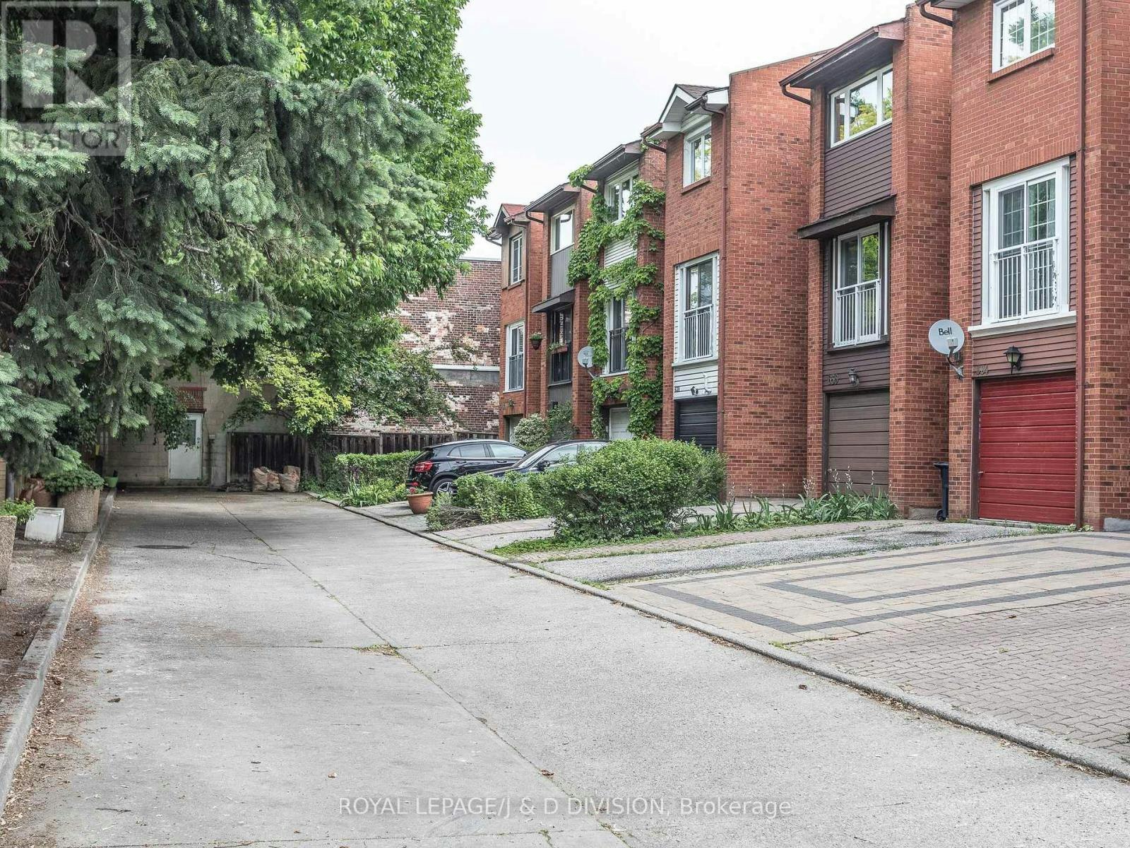 640 Adelaide Street W, Toronto, ON, M6J 1A9 - 2