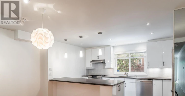 640 Adelaide Street W, Toronto, ON, M6J 1A9 - 9