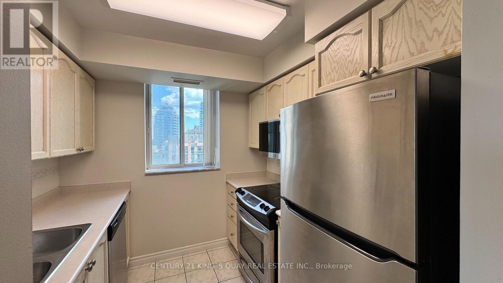 2207-1 Pemberton Avenue, Toronto, ON, M2M 4L9 - 20