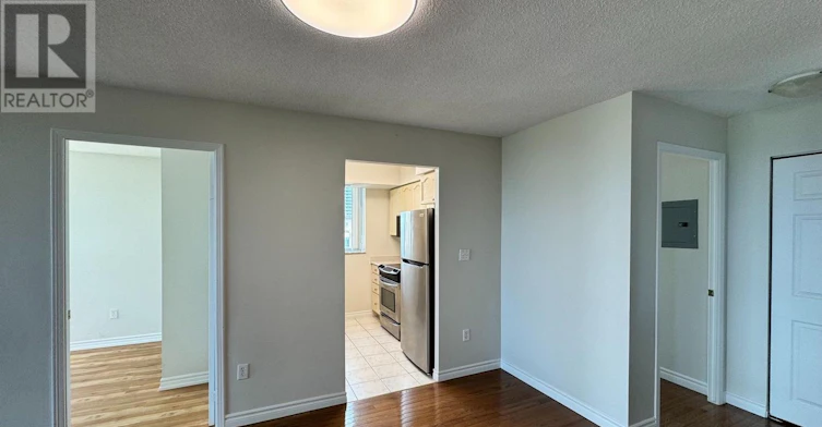 2207-1 Pemberton Avenue, Toronto, ON, M2M 4L9 - 19