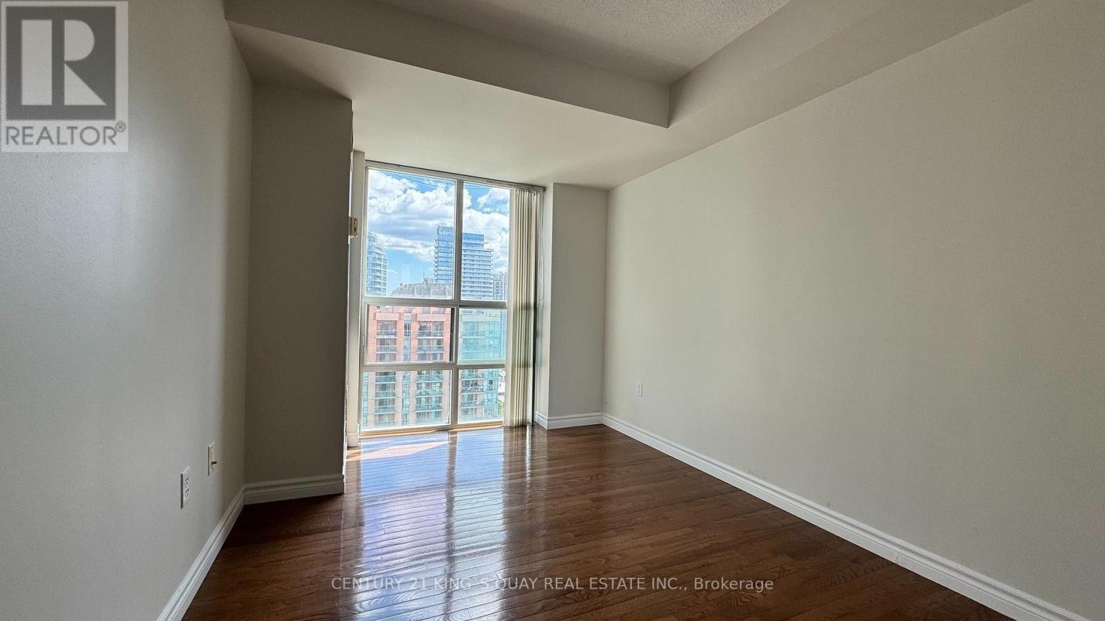 2207-1 Pemberton Avenue, Toronto, ON, M2M 4L9 - 14