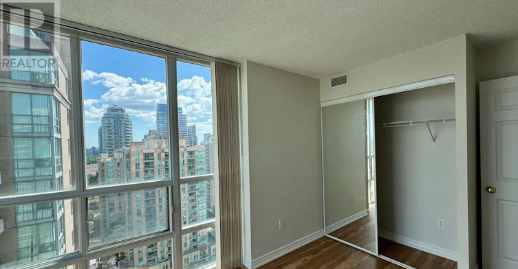 2207-1 Pemberton Avenue, Toronto, ON, M2M 4L9 - 13