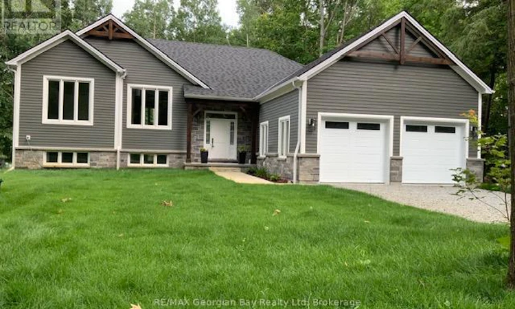 5 Oakwood Avenue S