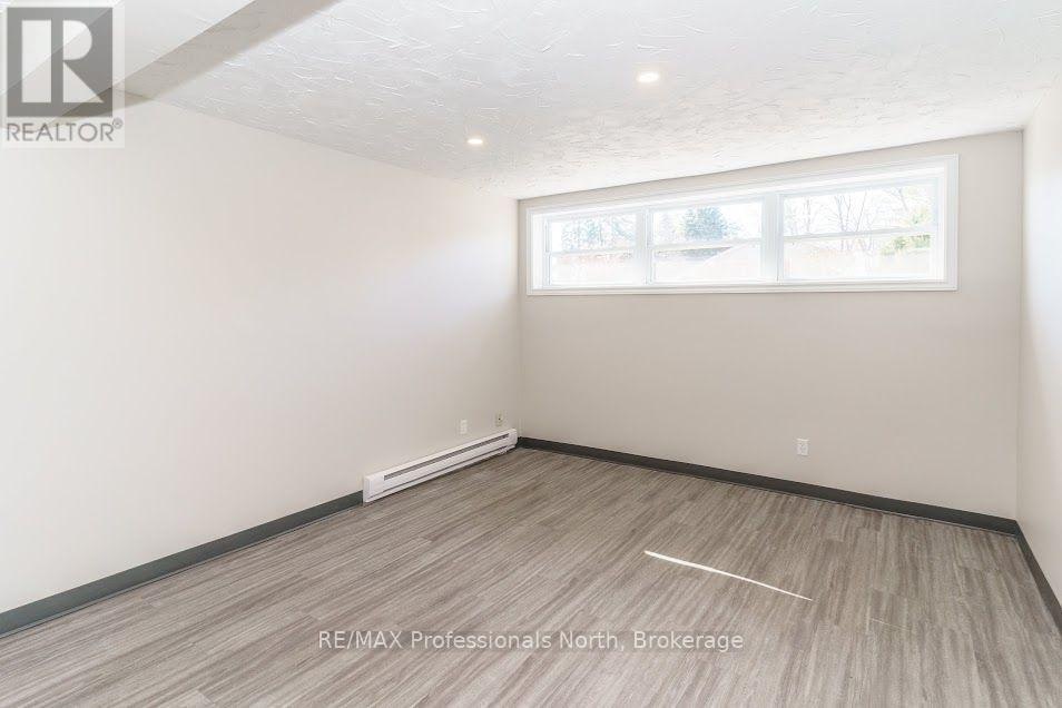 140 Elder Street, Gravenhurst, ON, P1P 1B9 - 20