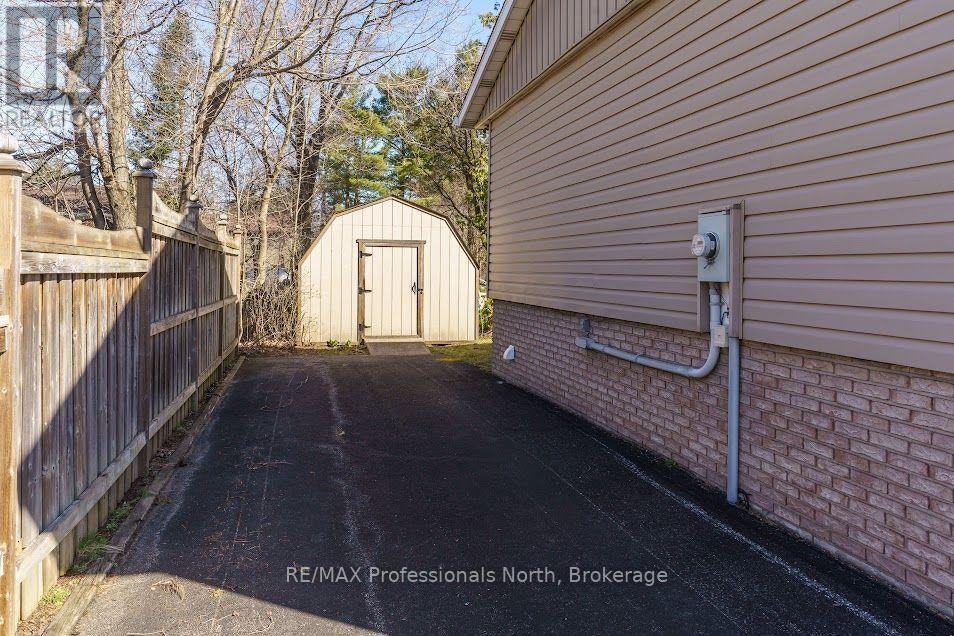 140 Elder Street, Gravenhurst, ON, P1P 1B9 - 25