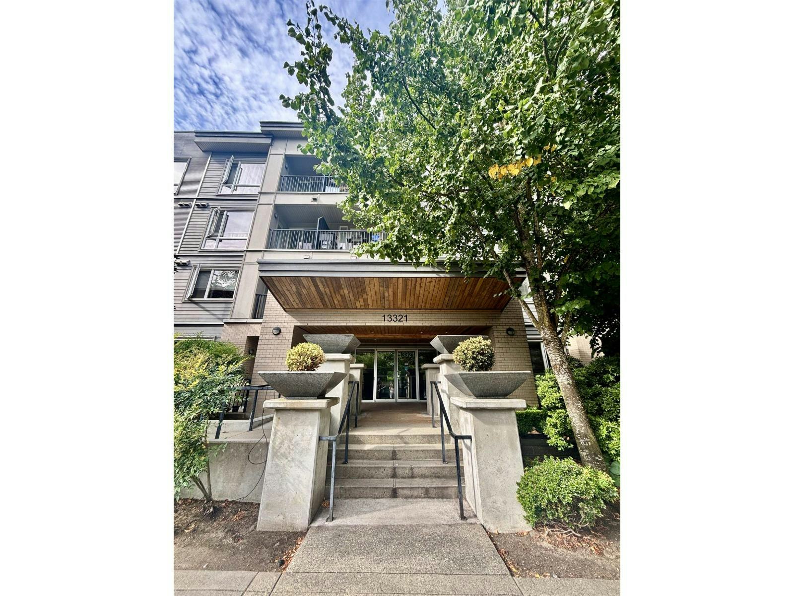 330-13321 102a Avenue, Surrey, BC, V3T 1P6
