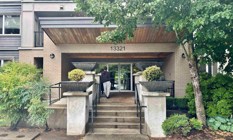 330-13321 102a Avenue
