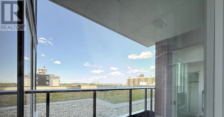 920-4010 Eglinton Avenue W, Toronto, ON, M9A 0G5 - 5
