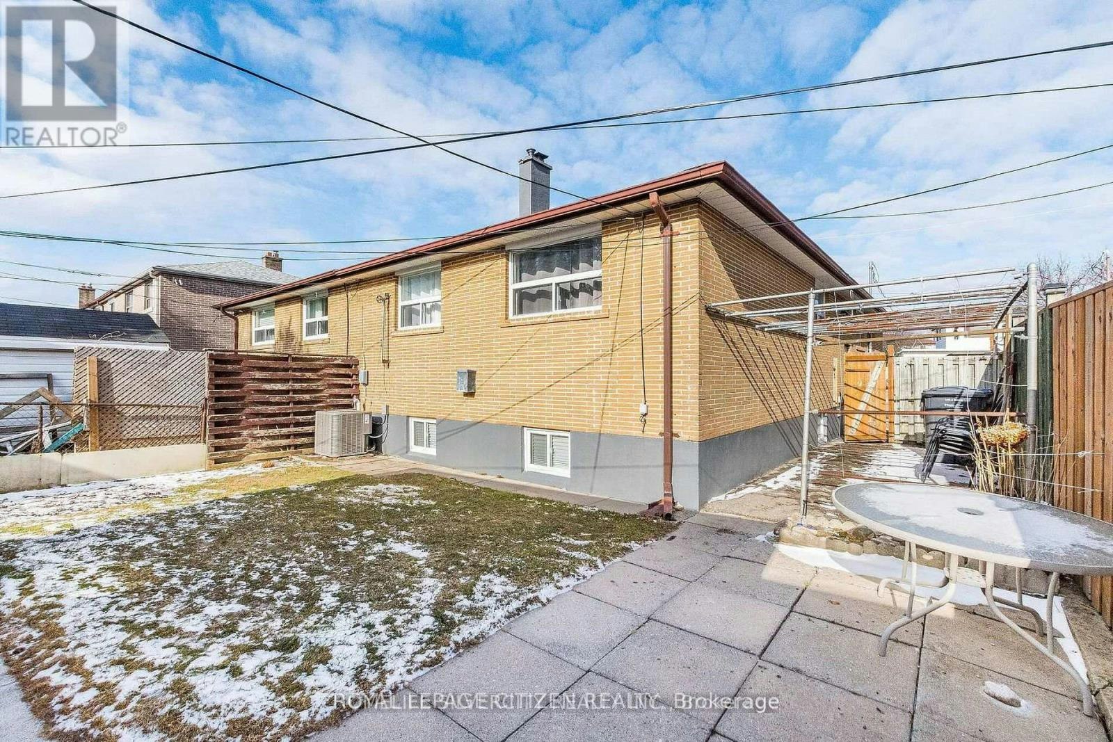 19 Garfield Crescent, Brampton, ON, L6V 1V7 - 3