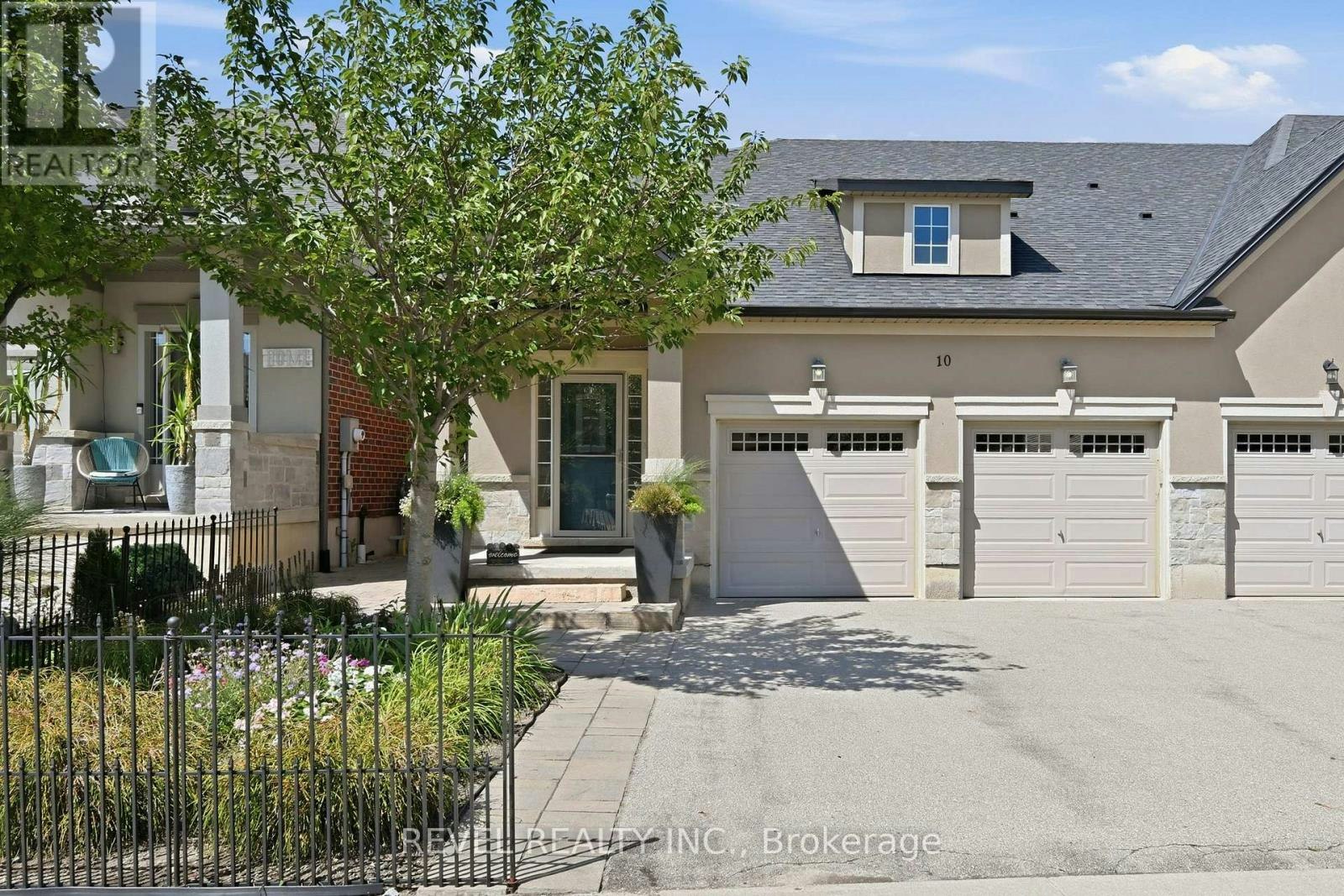 10 Kopperfield Lane, Hamilton, ON, L0R 1W0