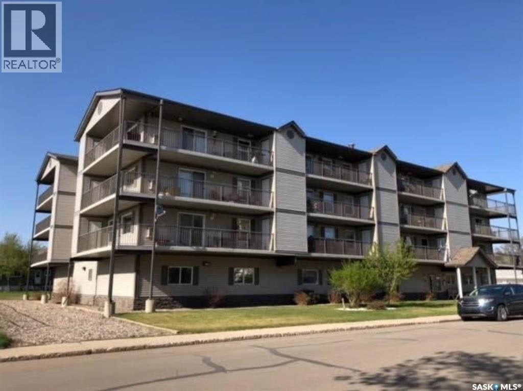 205-701 Henry Street, Estevan, SK, S4A 2B7