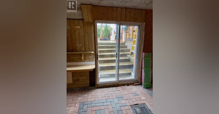 BSMT-245 Floyd Avenue, Toronto, ON, M4J 2J2 - 3