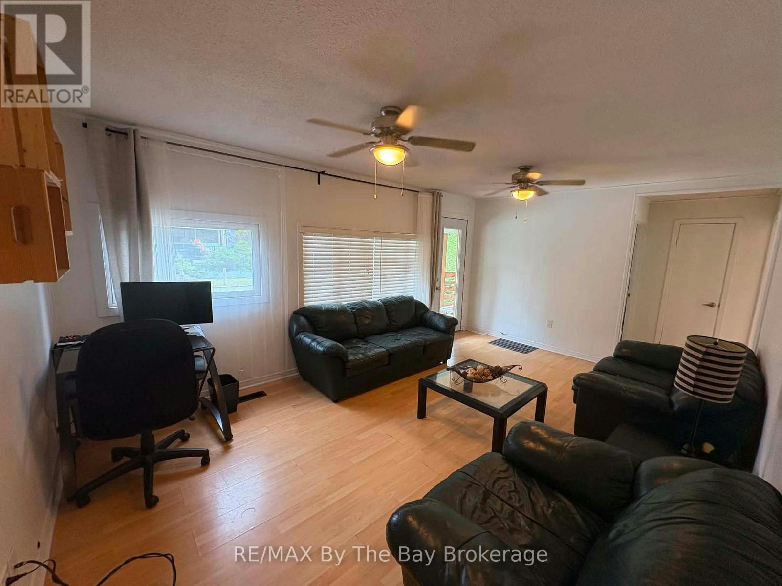 240 Shore Lane, Wasaga Beach, ON, L9Z 2J1 - 2