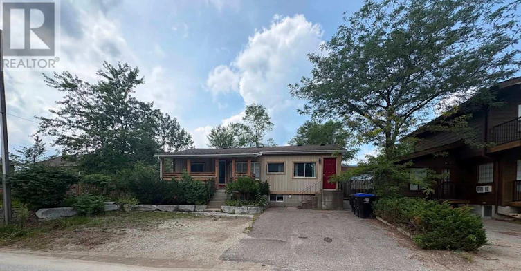 240 Shore Lane, Wasaga Beach, ON, L9Z 2J1