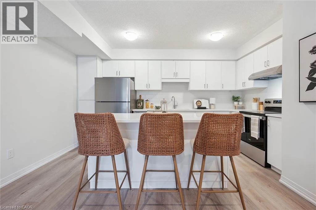 610 Benninger Drive, Kitchener, ON, N2E 0K5 - 7
