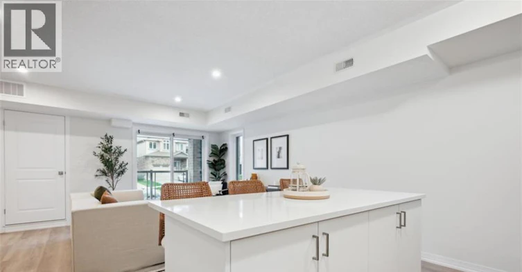 610 Benninger Drive, Kitchener, ON, N2E 0K5 - 9