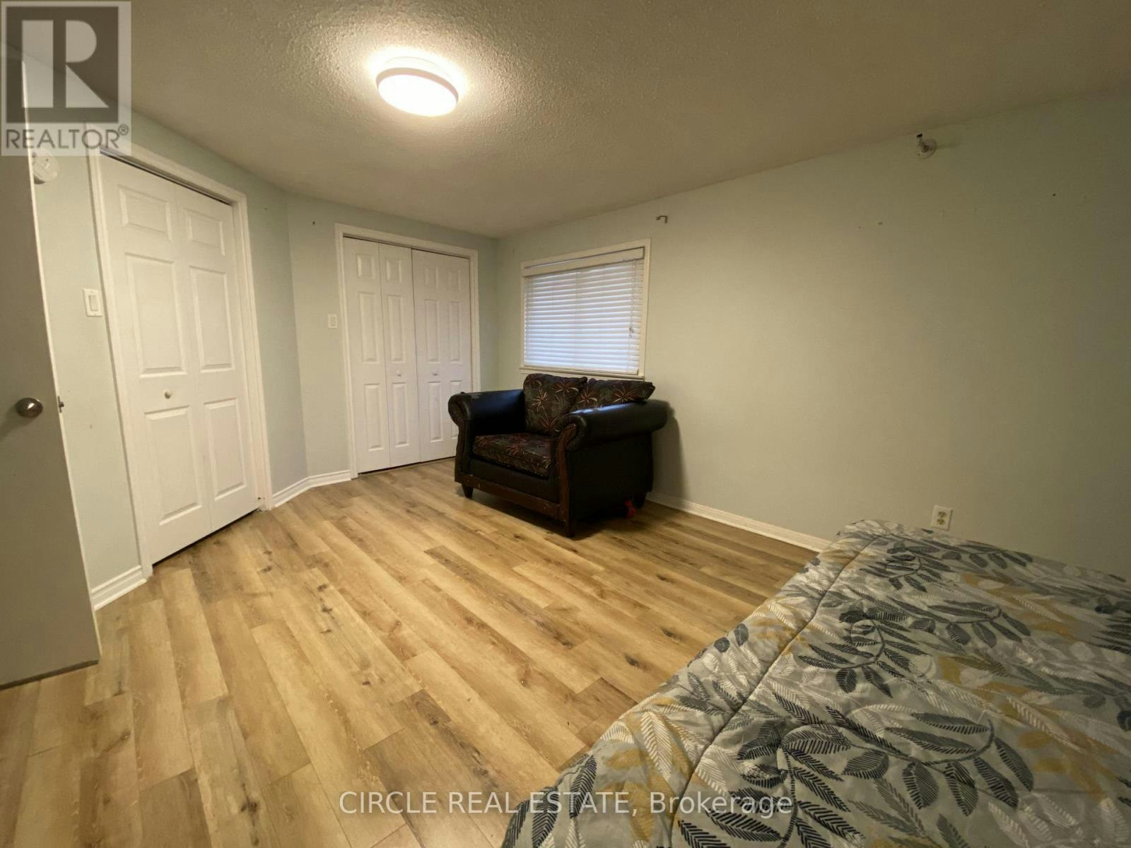 35 Fanshawe Drive, Brampton, ON, L6Z 1A7 - 11