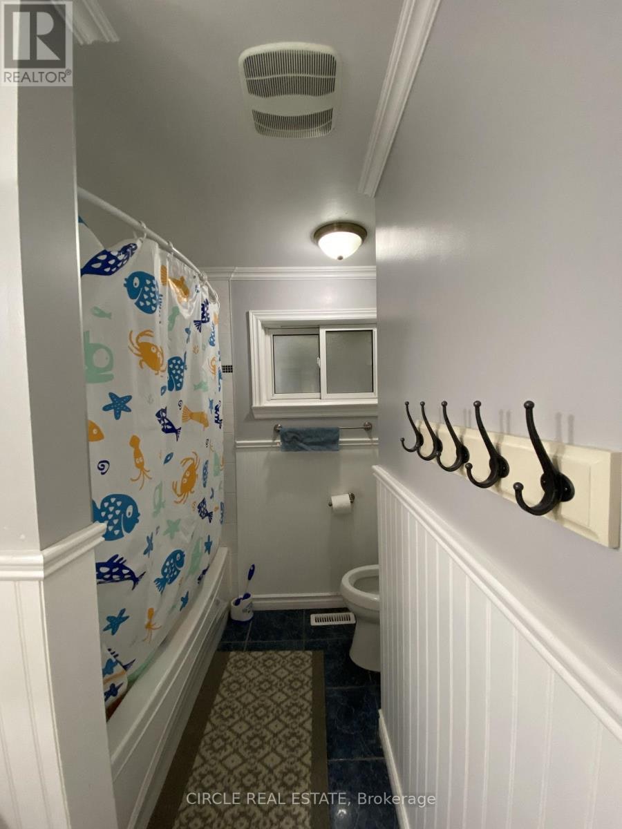 35 Fanshawe Drive, Brampton, ON, L6Z 1A7 - 14