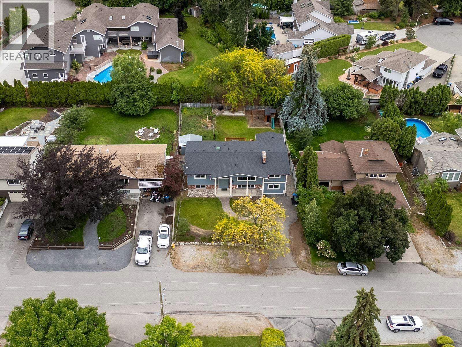 851 Hammer Avenue, Kelowna, BC, V1W 2B7 - 17