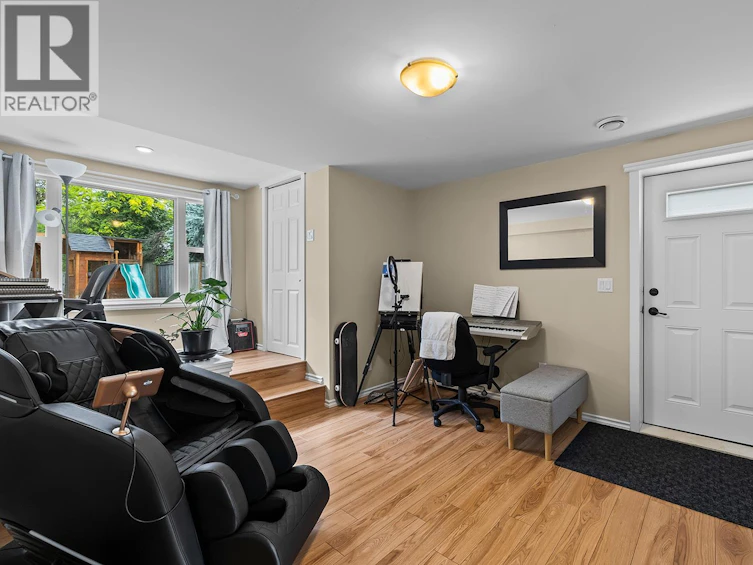 851 Hammer Avenue, Kelowna, BC, V1W 2B7 - 51