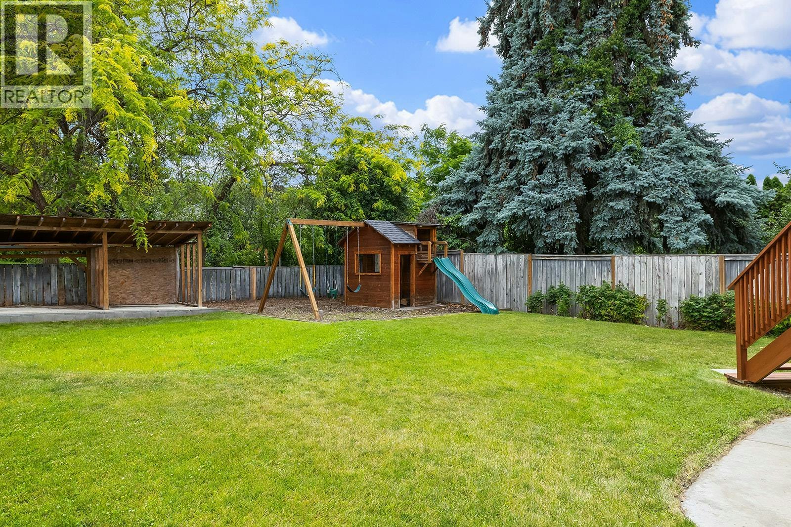 851 Hammer Avenue, Kelowna, BC, V1W 2B7 - 7